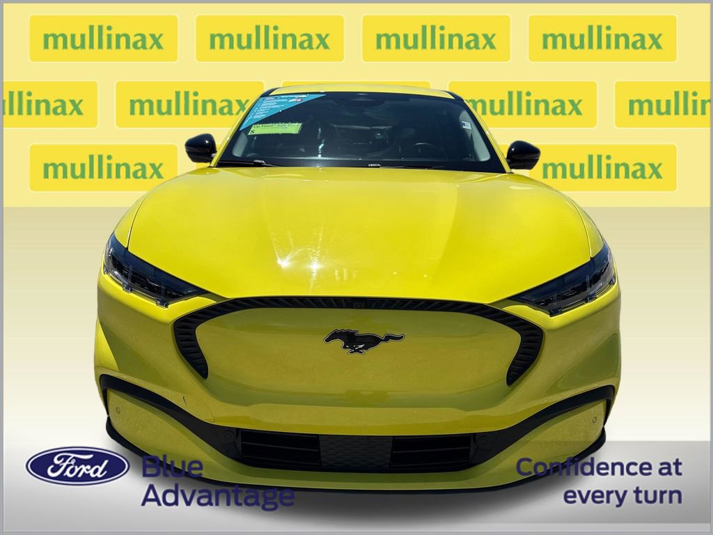 Certified 2025 Ford Mustang Mach-E Select RWD image 11