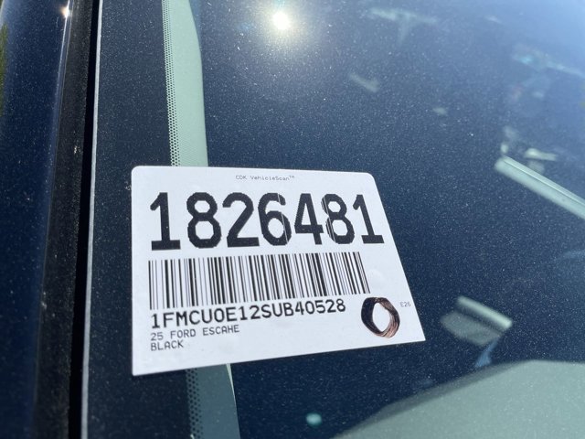 Certified 2025 Ford Escape SE FWD image 16