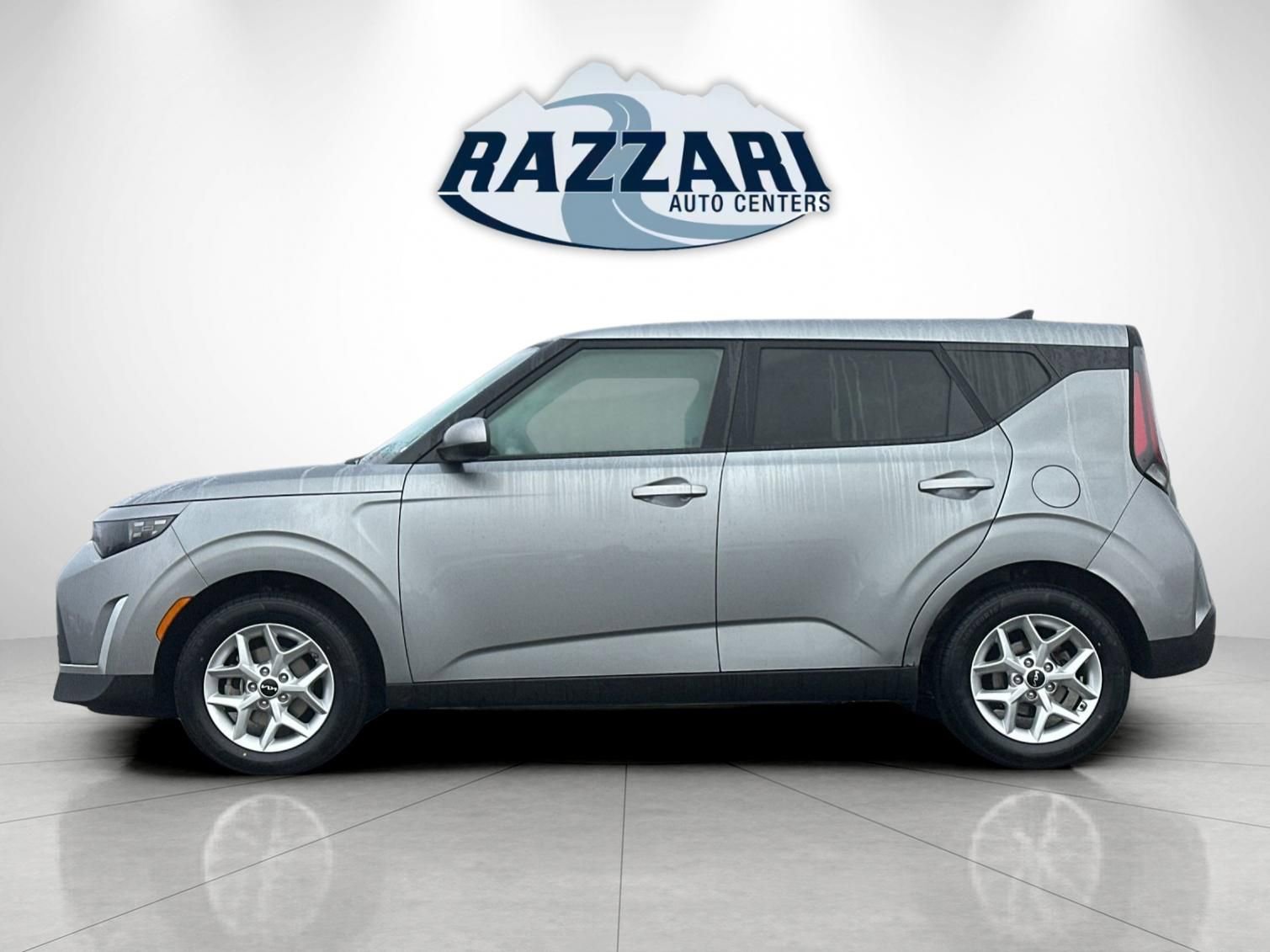 Used 2024 Kia Soul LX w/ Option Group 015 image 6
