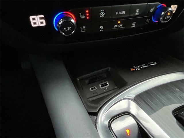 Used 2024 Buick Enclave Premium image 34