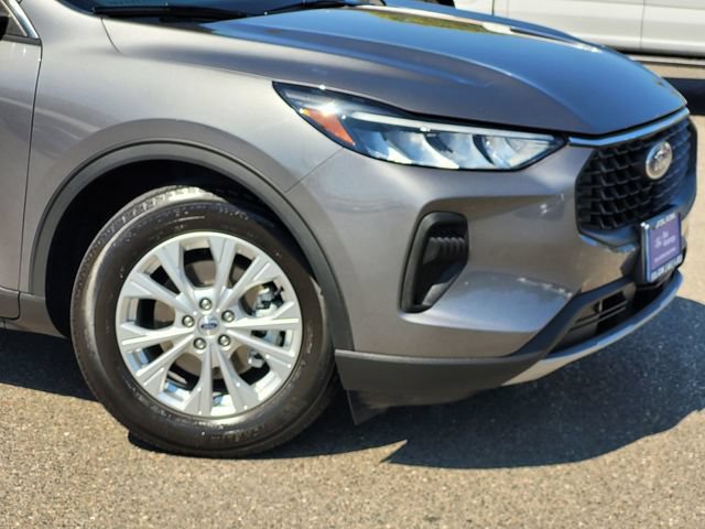 Certified 2023 Ford Escape Active w/ Cold Weather Package FWD image 6