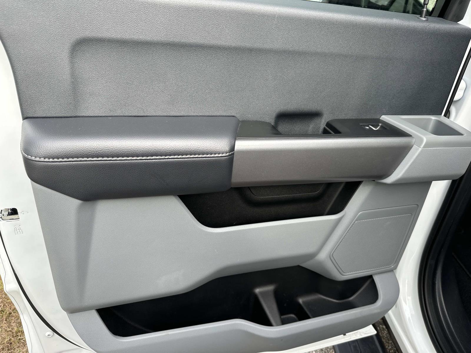 Certified 2025 Ford F250 XLT w/ FX4 Off-Road Package image 13