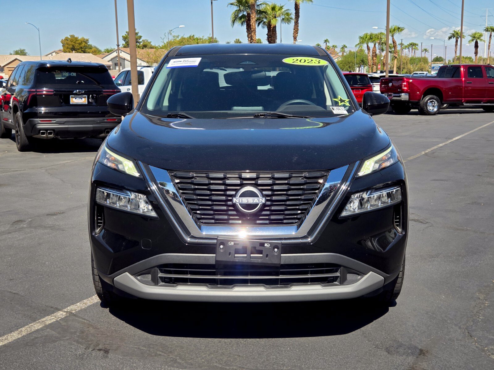 Used 2023 Nissan Rogue SV FWD image 8