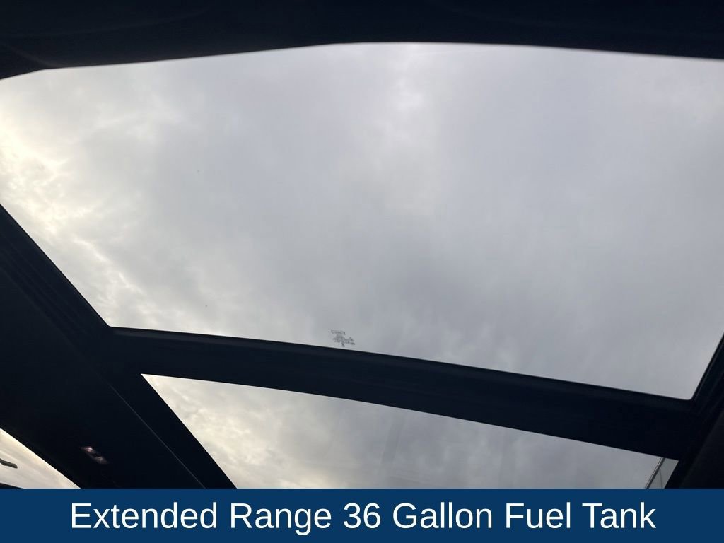 Certified 2023 Ford F150 Lariat w/ Equipment Group 502A High image 19