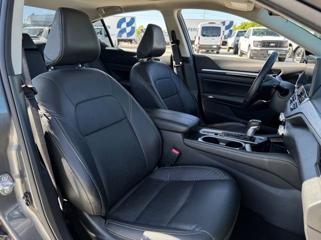 Used 2024 Nissan Altima 2.5 SL FWD image 29