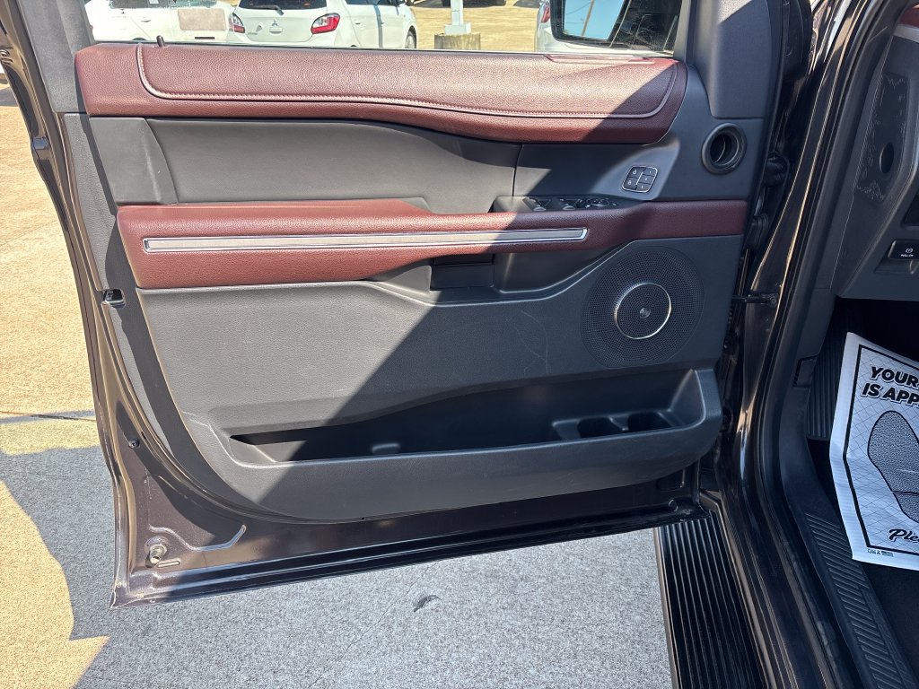 Certified 2024 Ford Expedition Limited RWD image 12