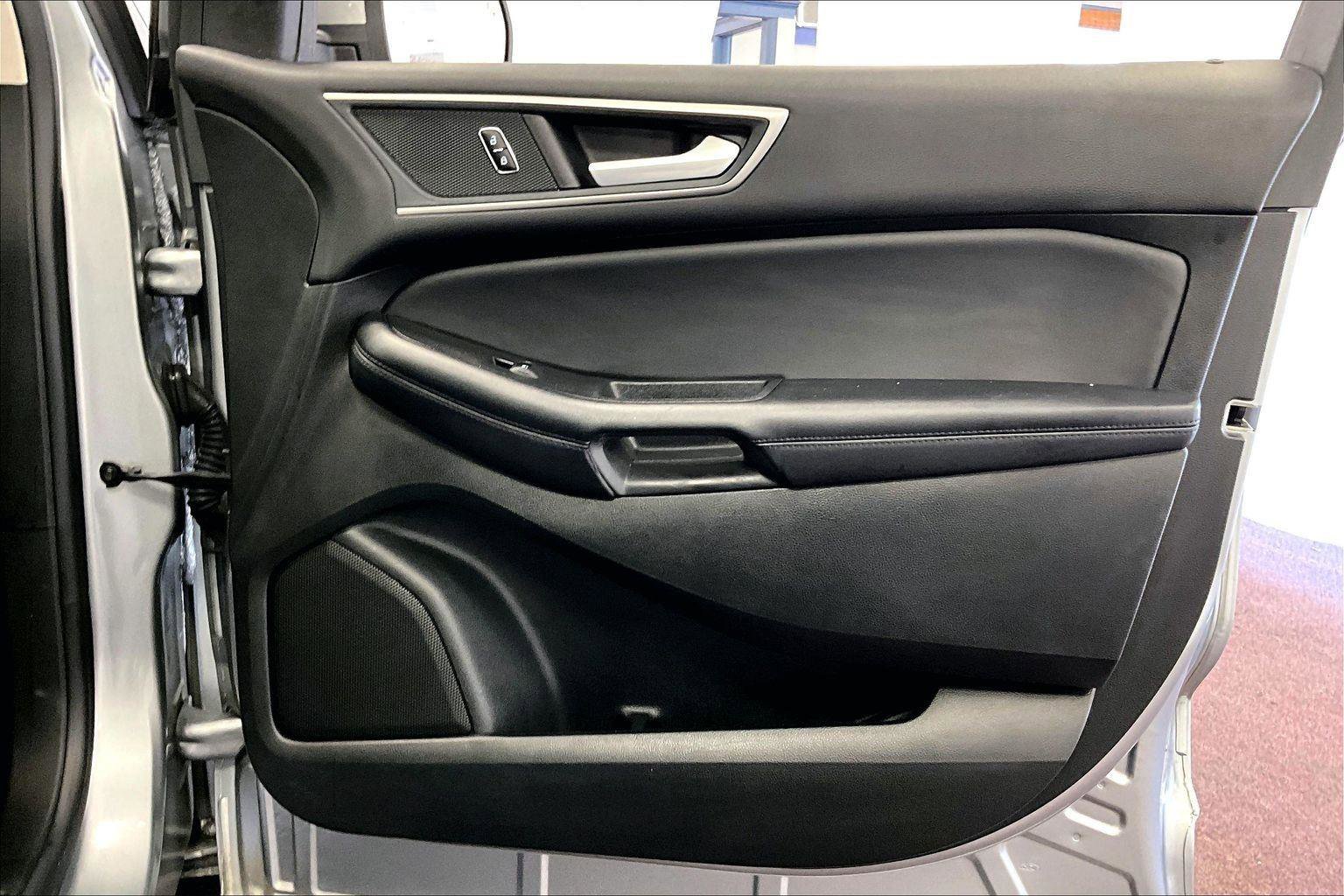 Certified 2023 Ford Edge SEL w/ Convenience Package image 23