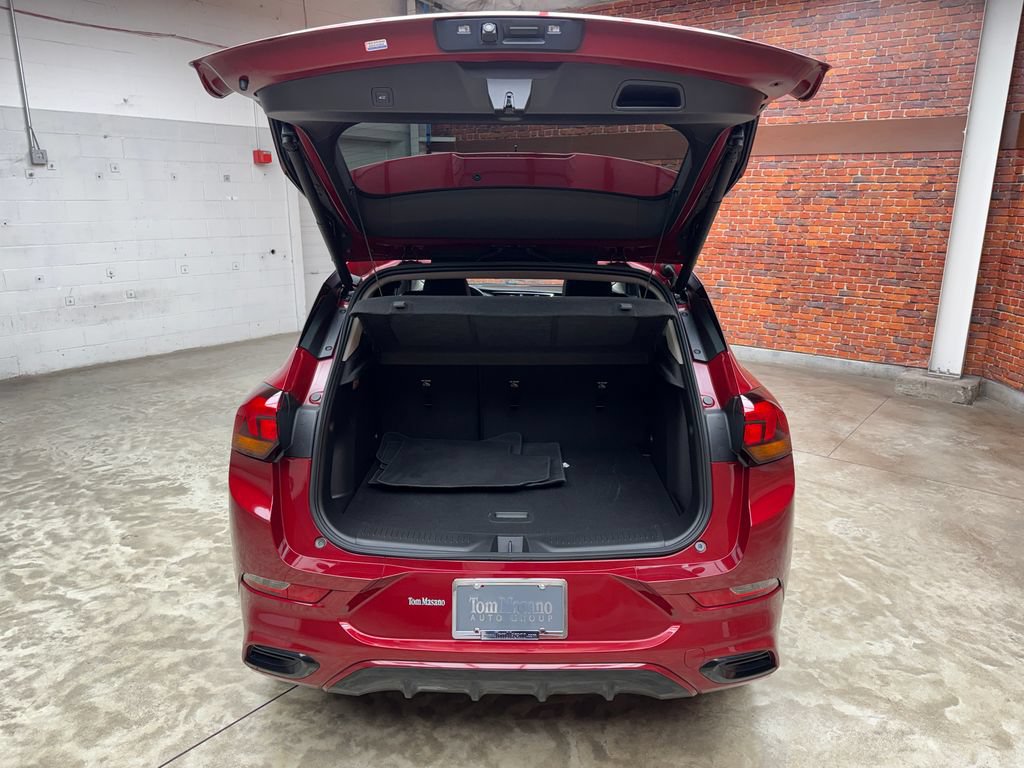 Used 2021 Buick Encore GX Select w/ Sport Touring Package AWD/4WD image 25