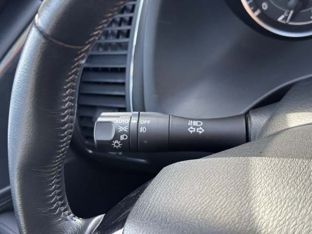 Used 2021 Nissan Armada SV w/ SV Appearance Package image 38