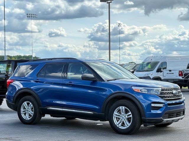 Certified 2023 Ford Explorer XLT w/ Equipment Group 202A AWD/4WD image 33