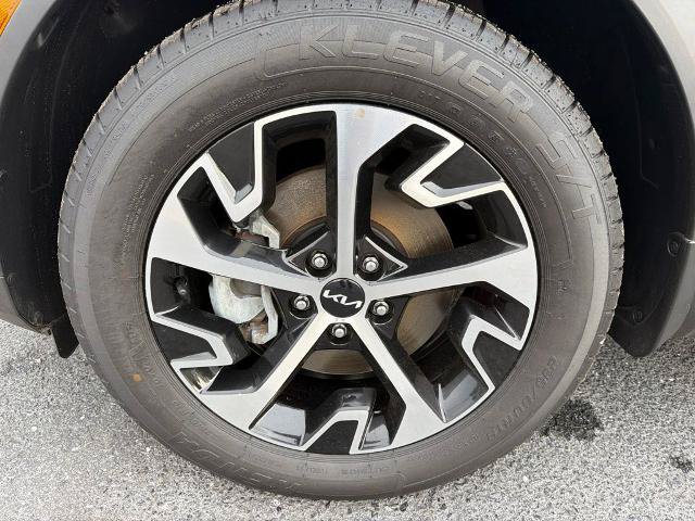 Used 2023 Kia Sportage EX AWD/4WD image 19