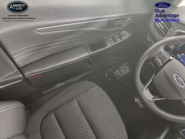 Certified 2023 Ford Escape Active AWD/4WD image 31