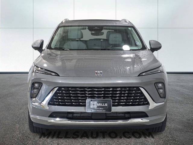 Used 2024 Buick Envision Avenir AWD/4WD image 12