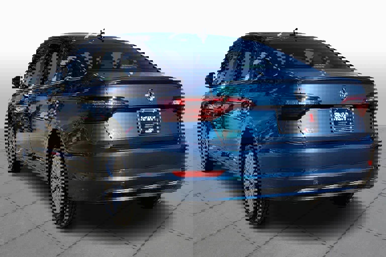 Used 2020 Volkswagen Jetta S w/ Driver Assistance Package image 4