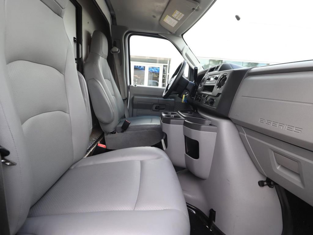 Certified 2023 Ford E-350 and Econoline 350 Super Duty w/ Power Windows & Locks Group RWD image 6