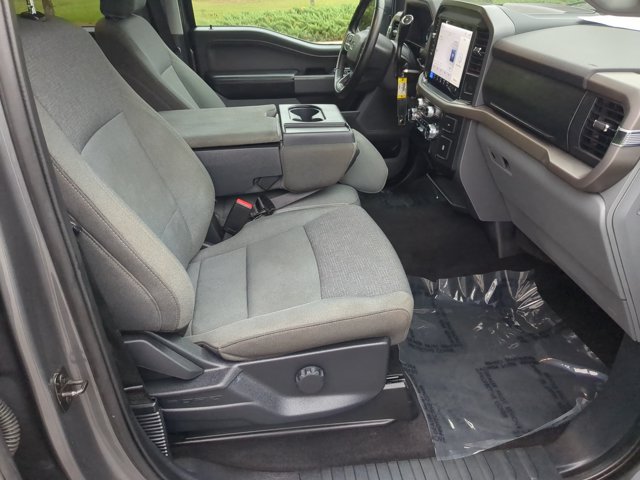 Certified 2025 Ford F150 XLT w/ Equipment Group 301A Standard RWD image 34