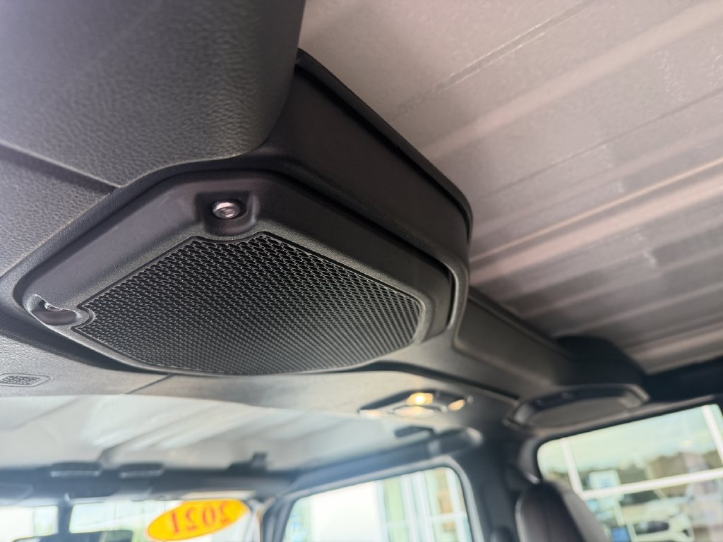 Used 2021 Jeep Wrangler Unlimited Sahara AWD/4WD image 19