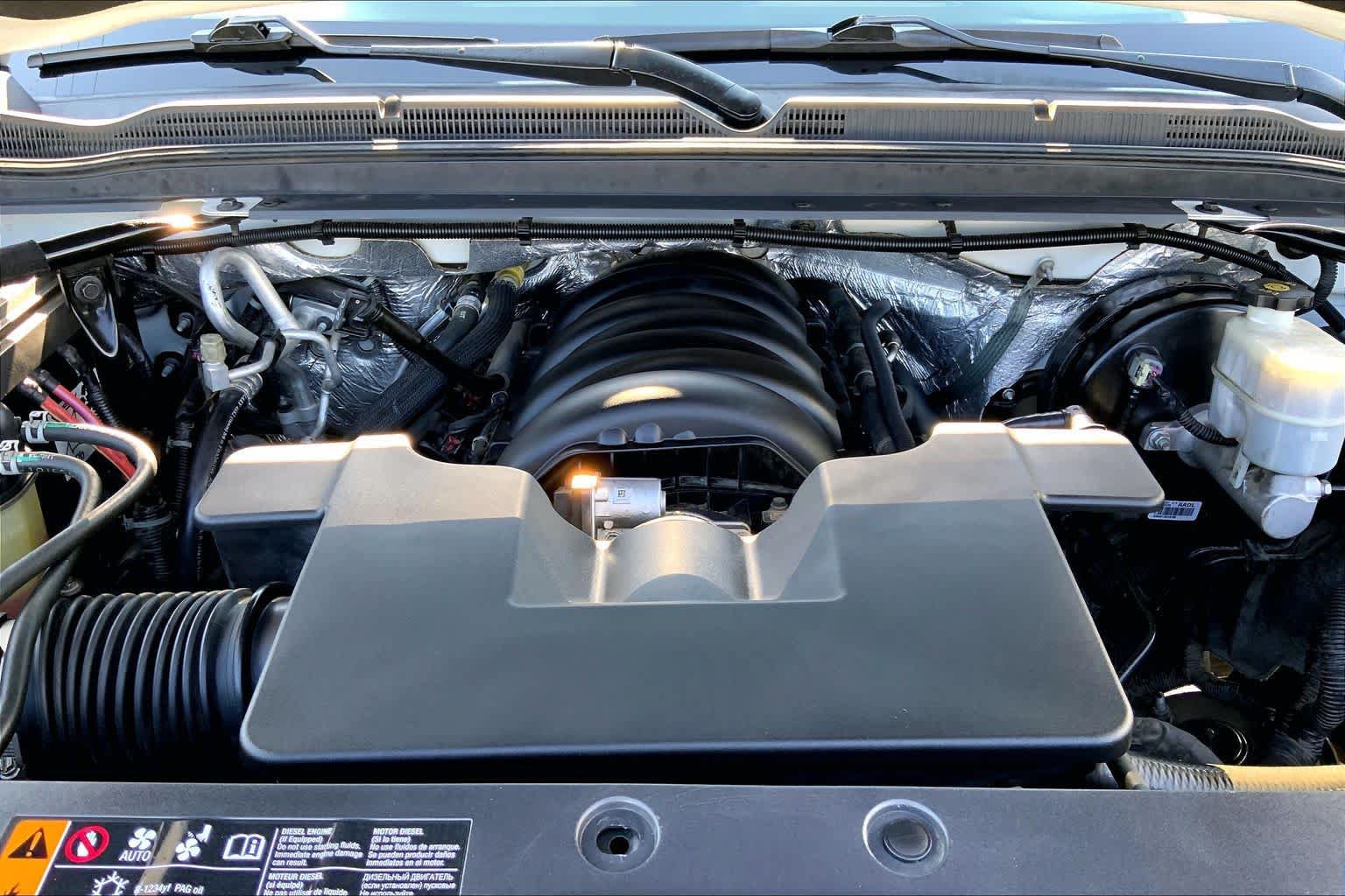 Used 2018 Chevrolet Tahoe LT RWD image 28