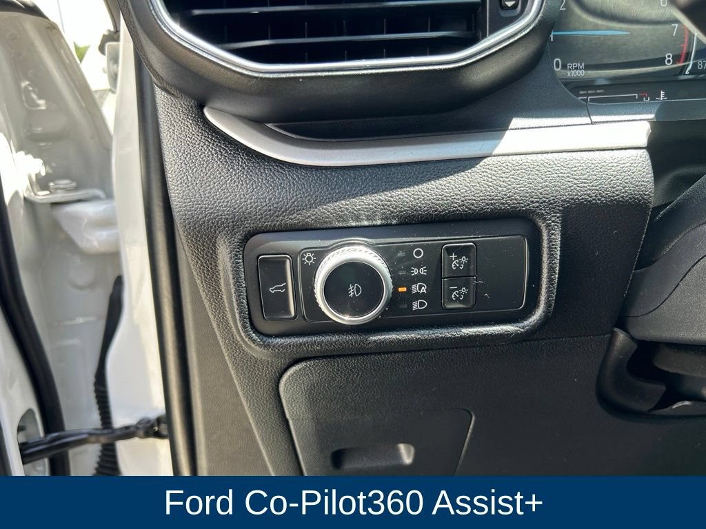 Certified 2022 Ford Explorer XLT w/ Equipment Group 202A RWD image 21