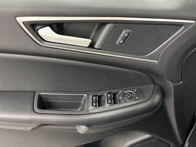 Certified 2022 Ford Edge SEL w/ Convenience Package image 5