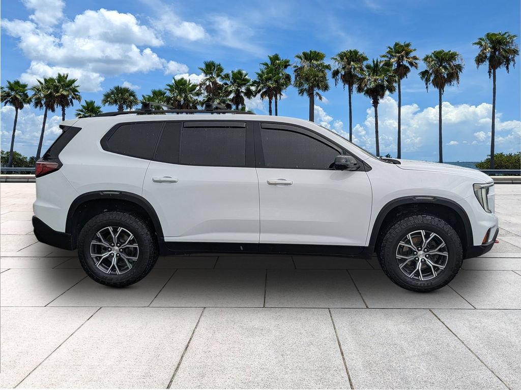 Used 2024 GMC Acadia AT4 AWD/4WD image 9