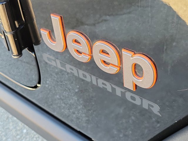 Used 2021 Jeep Gladiator Mojave image 10