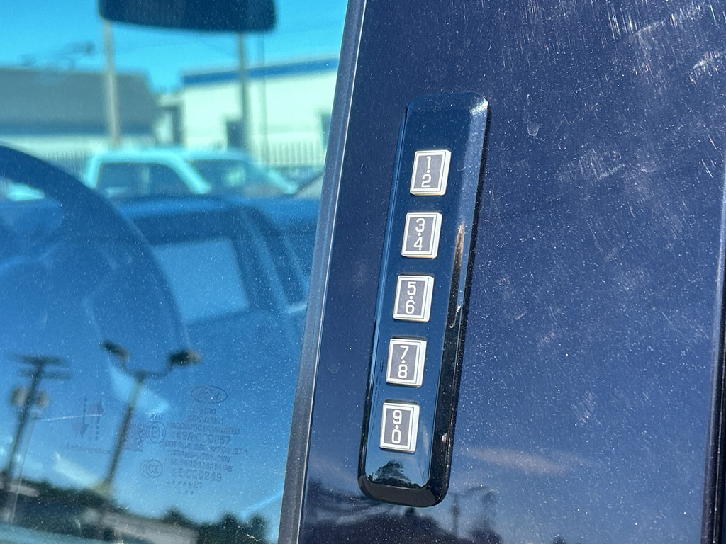 Certified 2021 Ford F350 Lariat w/ Lariat Ultimate Package AWD/4WD image 15