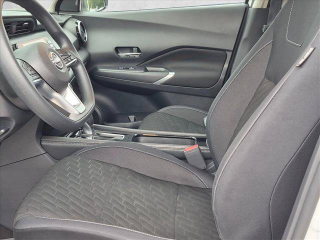 Used 2023 Nissan Kicks SV FWD image 15