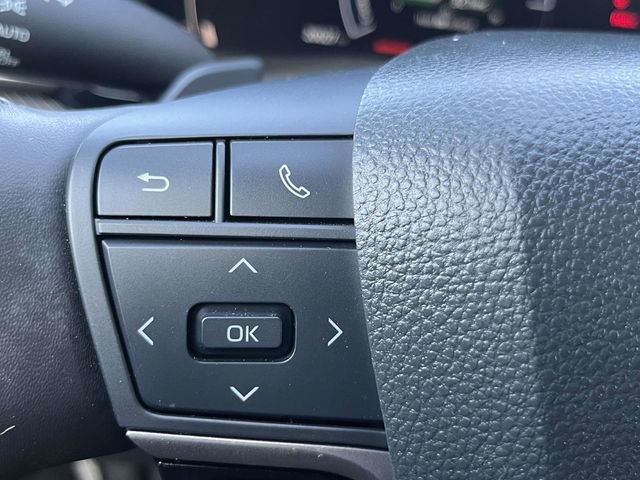 Used 2025 Toyota Camry SE FWD image 22