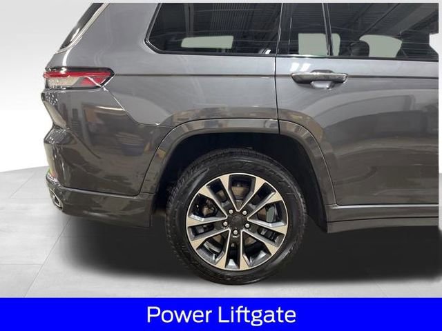 Used 2023 Jeep Grand Cherokee L Overland w/ Luxury Tech Group IV AWD/4WD image 4