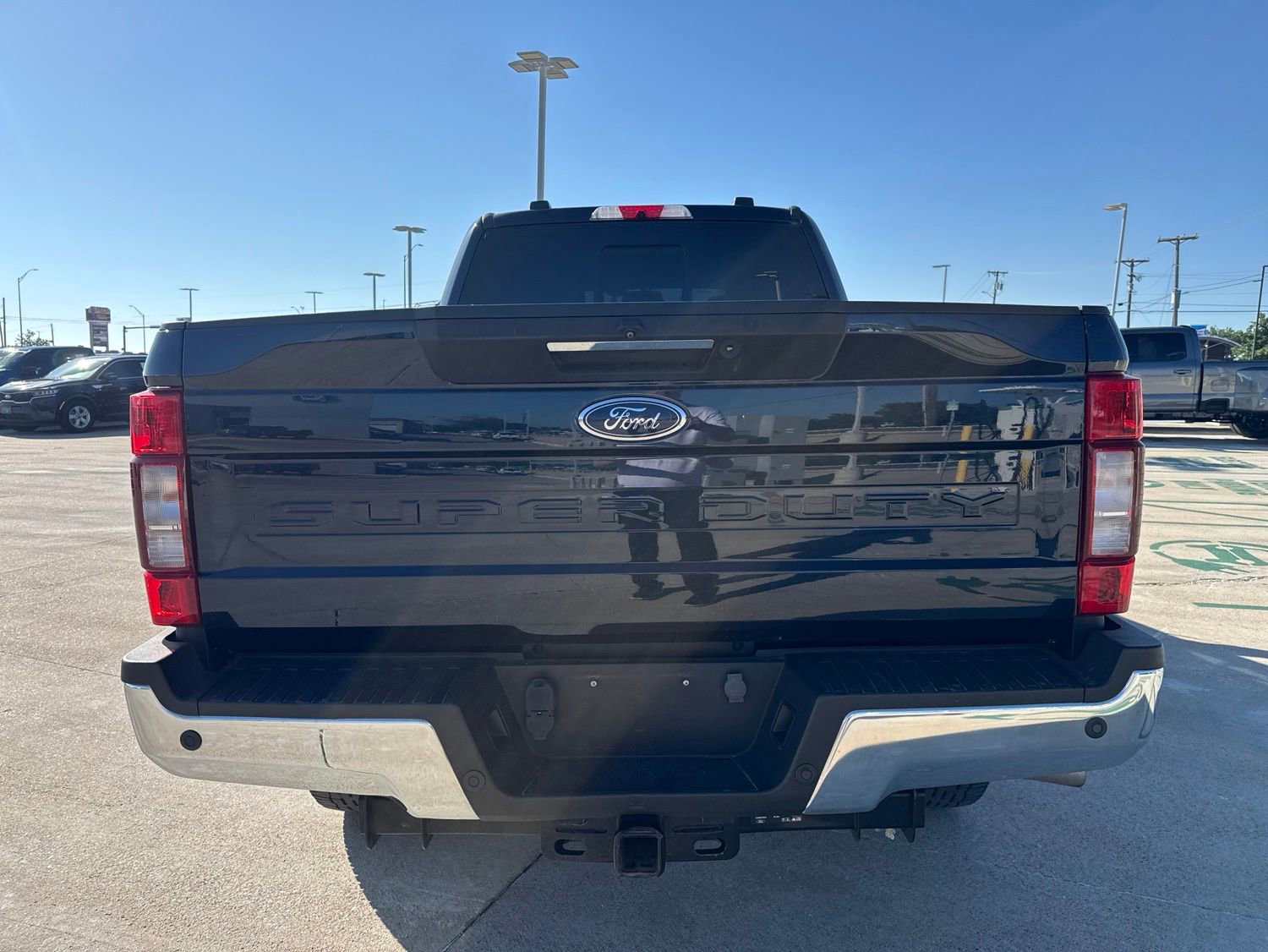 Certified 2022 Ford F250 Lariat w/ Lariat Ultimate Package AWD/4WD image 4