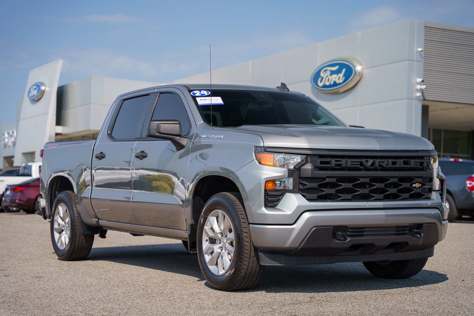 Used 2024 Chevrolet Silverado 1500 Custom