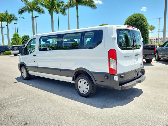 Certified 2017 Ford Transit 350 XLT RWD image 5
