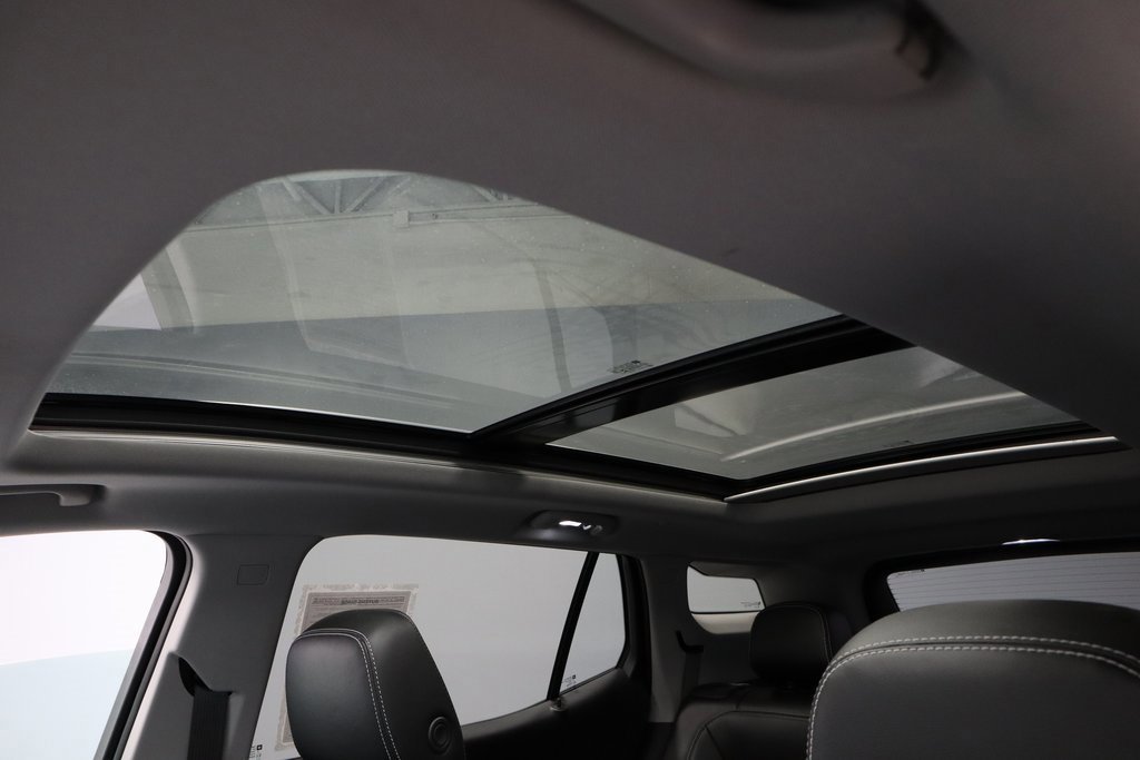 Used 2022 GMC Terrain SLT w/ Infotainment Package II image 36