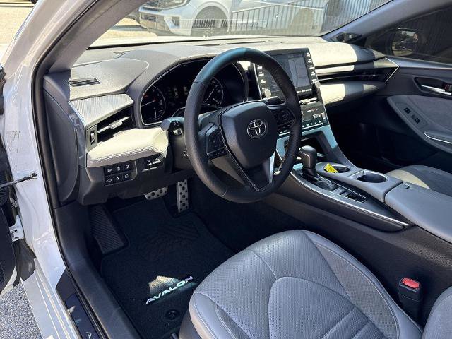 Used 2019 Toyota Avalon Touring w/ Advanced Safety Package FWD image 26