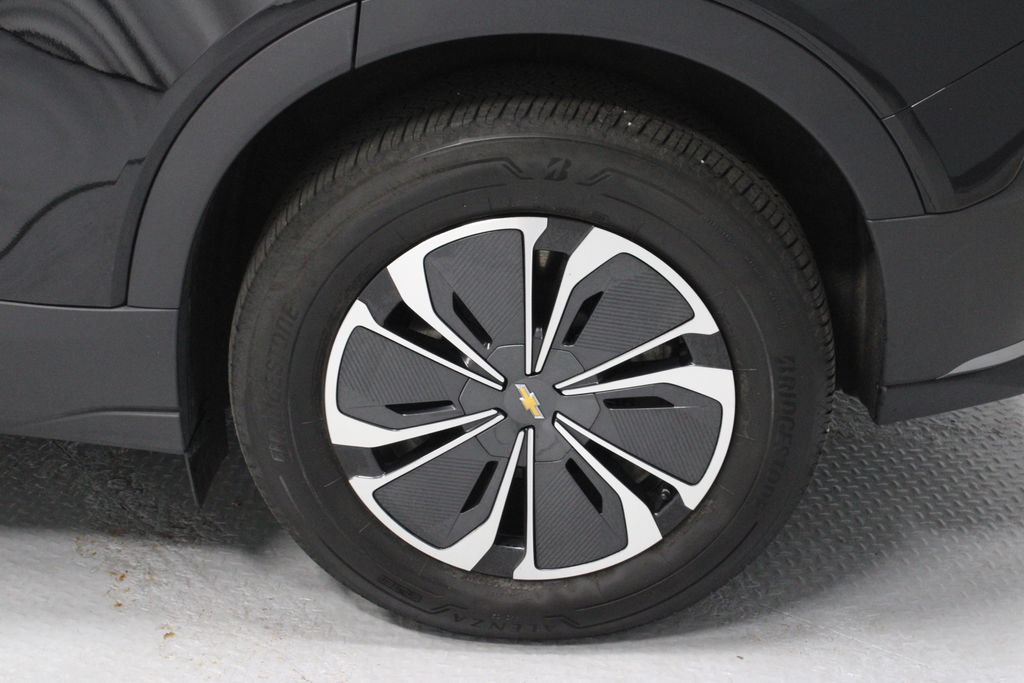 Used 2024 Chevrolet Blazer EV LT AWD/4WD image 16