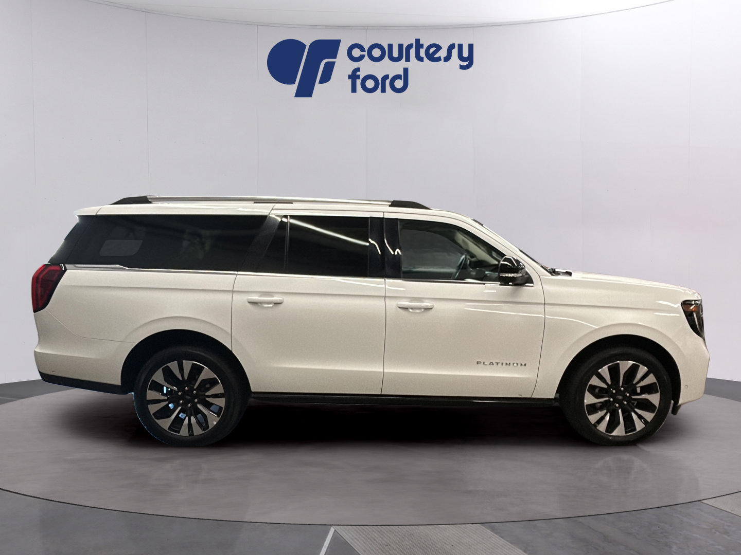 Certified 2025 Ford Expedition Max Platinum w/ Driver's Package AWD/4WD image 8