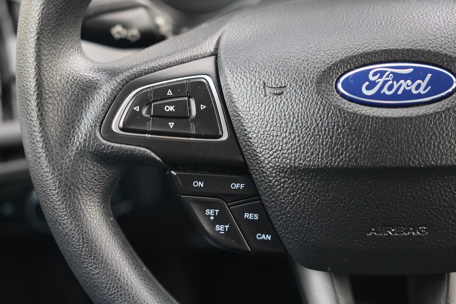 Certified 2017 Ford Focus SE FWD image 16