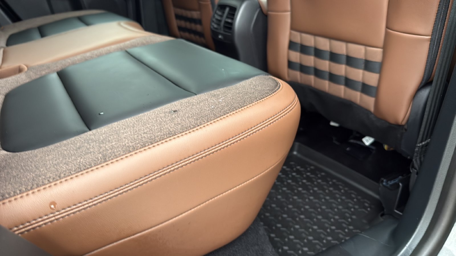 Certified 2025 Ford Bronco Sport Outer Banks w/ Outer Banks Tech Package+ AWD/4WD image 26