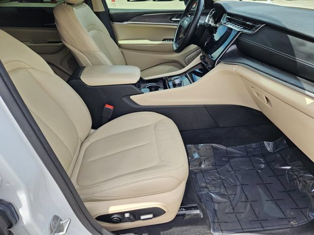 Used 2021 Jeep Grand Cherokee L Limited RWD image 13