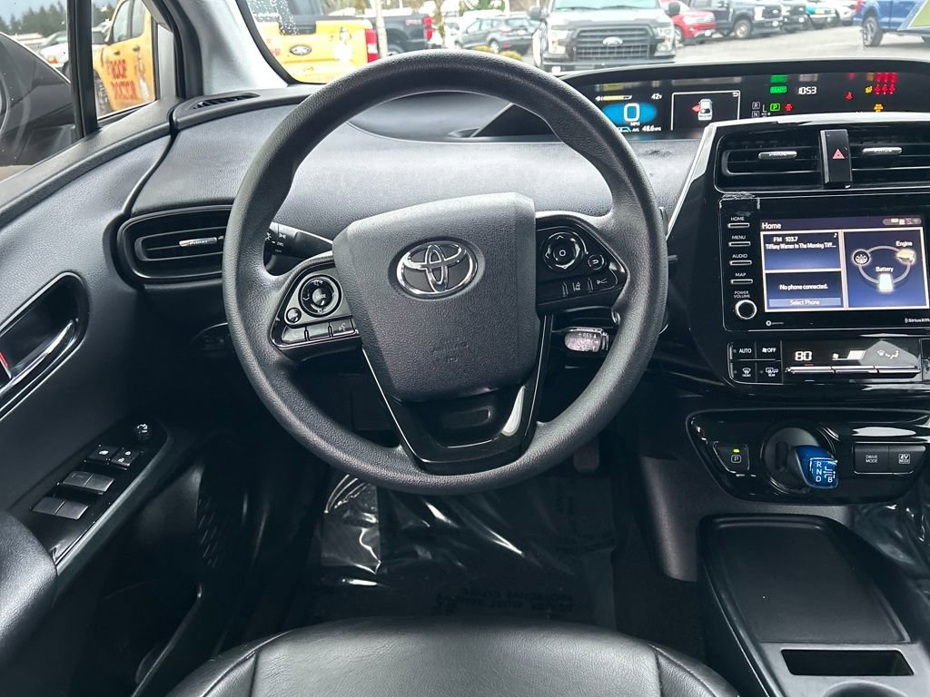 Used 2022 Toyota Prius LE image 6