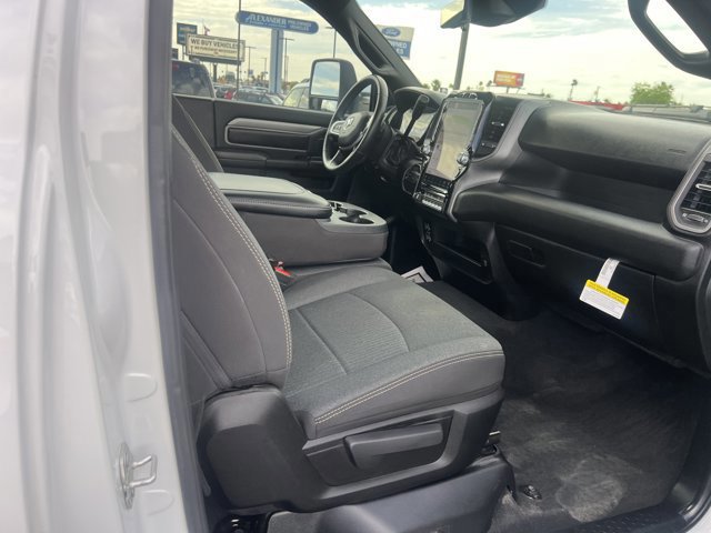 Used 2024 RAM 3500 Tradesman w/ Safety Group image 17