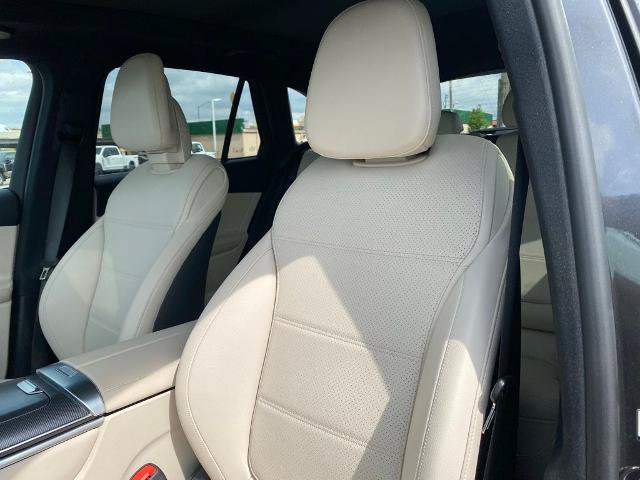 Used 2024 Mercedes-Benz GLC 300 image 11