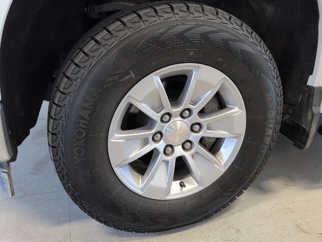 Used 2023 Chevrolet Silverado 1500 W/T w/ WT Safety Package AWD/4WD image 7