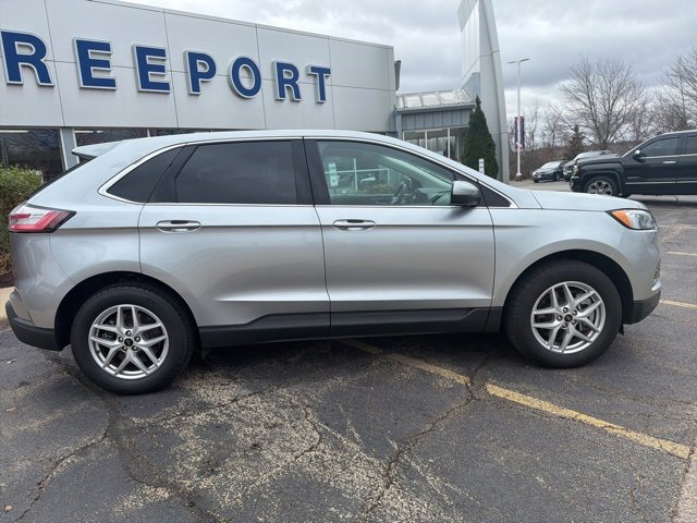 Certified 2024 Ford Edge SEL image 8