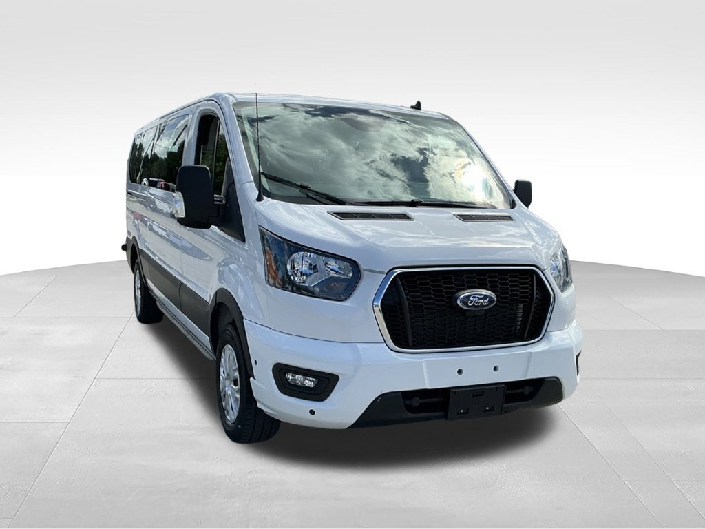 Certified 2024 Ford Transit 350 XLT RWD image 9