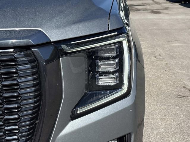 Used 2023 GMC Yukon XL Denali Ultimate w/ LPO, Floor Liner Package AWD/4WD image 10