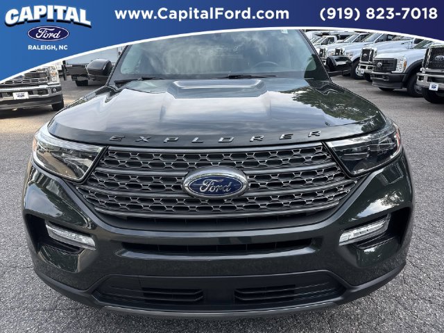 Certified 2023 Ford Explorer XLT w/ Equipment Group 202A AWD/4WD image 10