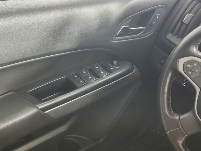 Used 2018 Chevrolet Colorado LT w/ Redline Special Edition image 32