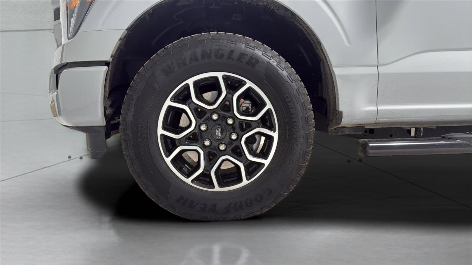 Certified 2023 Ford F150 XL w/ STX Appearance Package image 23